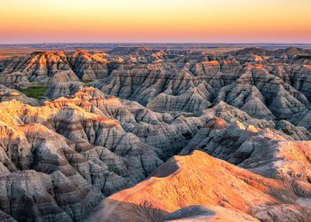 Badlands-National-Park-South-Dakota-usa Badlands-National-Park-South-Dakota-usa